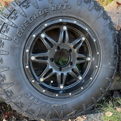 295/70/18 ランクル100.200.タンドラ用
の画像