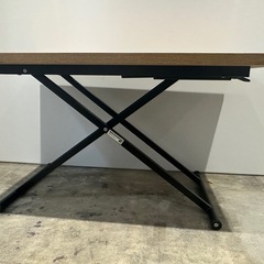 【契約済】高さ調節可能机の画像