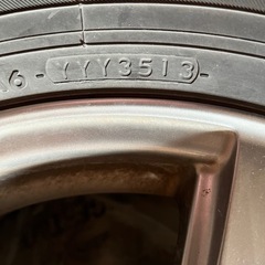 スタッドレス　タイヤの画像