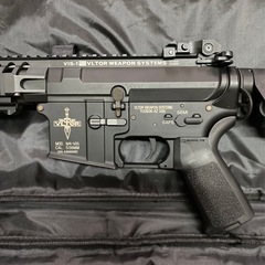 キングアームズ M4 VIS-1 VLTOR 電動ガンの画像