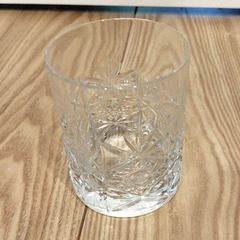 未使用★ボヘミアクリスタル  ロックグラス ４個セット、KAGAMI CRYSTAL製のフロスト仕上げのカットガラスカップ2個セット おまとめの画像