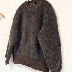 united tokyo ユナイテッドトウキョウ ボア フリース トレーナーの画像