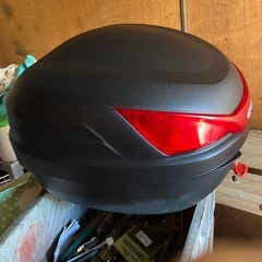 GIVIのリアボックスの画像