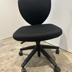 オフィスチェアの画像