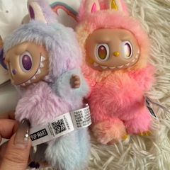 【相談中】ラブブ 2体セット ラック+ロイヤリティ ぬいぐるみキーホルダーの画像