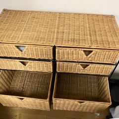 アンティーク収納の画像