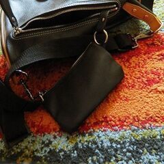 本革ボディワンショルダーバッグ（斜め掛け）の画像