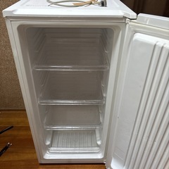 取り引き中　
冷凍庫の画像
