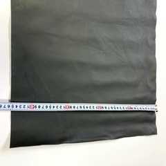 大きめな牛革端材1枚の画像