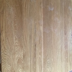 ダイニングテーブルの画像