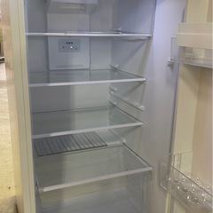 ※   2ドアノンフロン冷凍冷蔵庫　YAMADA ヤマダ　236L YRZ-F23K 2023年製　動作確認済みの画像