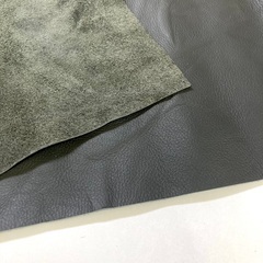 大きめな牛革端材1枚の画像