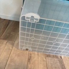 蓋付き収納ケースの画像