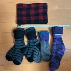 ジュニア用　スキー／雪遊び用　グローブ＋キャップ他 （2セット、10点）の画像