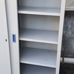 【リサイクルショップどりーむ天保山店】No.4682　物置　写真参照🎵　お手頃価格で販売中🎵　鍵無し😢の画像