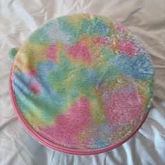 ナナナサプライズ大きなカラビナ付き収納ケース（ドールは含まれません）の画像