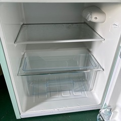 近隣配達無料　A-stageレトロ冷蔵庫 ARD-90LGの画像