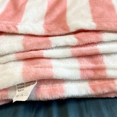ピンクストライプ ブランケット 100x150cmの画像