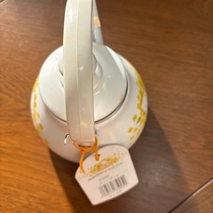 キティーちゃんのホーロー急須の画像