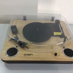【🍀美品】ION Audioレコードプレーヤー スピーカー内蔵 USB ヘッドホン端子 レコードの音をUSB接続でPCに録音可能 33-1/3、45、78回転対応 アイオン Max LP 木目の画像