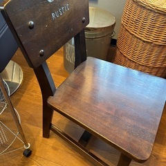 KARIMOKU チェアーの画像