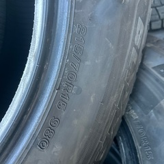 215.70.15スタッドレスタイヤの画像