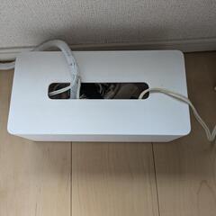 ニトリ 照明 ＋ ガラスの花瓶？の画像