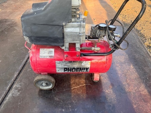 アネスト岩田コンプレッサー 売ります。