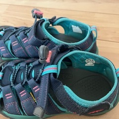 KEEN サンダル　22cmの画像