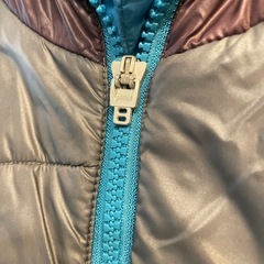 adidasジャンバーの画像