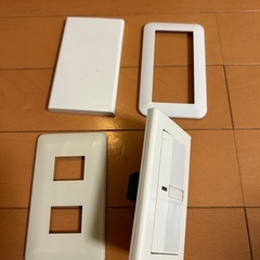 パナソニック　住宅用コンセント、スイッチ等　セットの画像