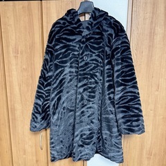 Otto 3L　フード付き リバーシブル ゼブラ柄ロングコートの画像