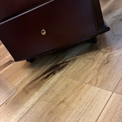 無料★木製4段チェスト（キャスター付き）の画像