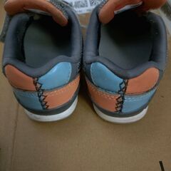ニューバランス子供靴13.5センチの画像