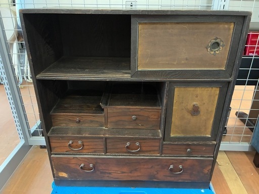 ★アンティーク★レトロ 茶棚 和箪笥 飾り棚・約高さ61cm×横幅57.5cm※開戸の一部が外れてます。