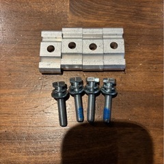 IKEA ヴィハールス　白　ダイニングテーブル　円形テーブル　ラウンドテーブルの画像