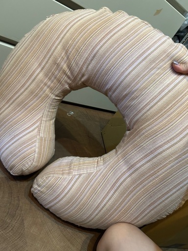 授乳まくら　授乳クッション　子育て良品