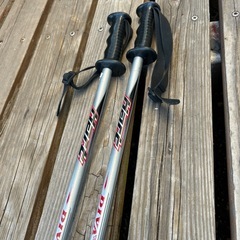 子供用スキーセットの画像