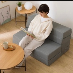 折りたたみベッドの画像