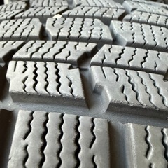 スタットレスタイヤ 195/65R15 ノアヴォクシーの画像