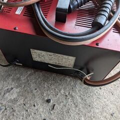 バッテリー充電器の画像