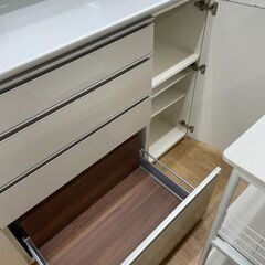 1116-022 ★リユースのサカイ幸手店★　パモウナ 食器棚 白¥66,000(税込)【備考】W160 × D51 × H204の画像