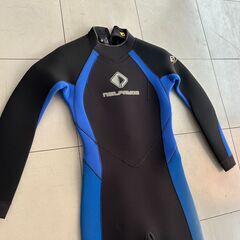 超美品　レディースM～L　ウエットスーツ　5mmの画像