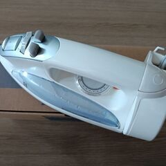 パナソニック製アイロン 2017年製 の画像