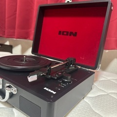ION  ポータブルレコードプレーヤーの画像