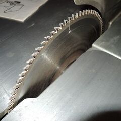 まだまだ現役、日立ベンチ丸のこの画像