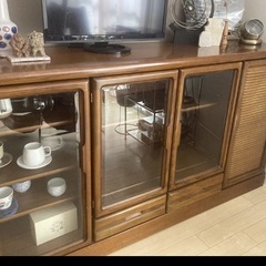 ヴィンテージ　ガラス扉　サイドボード　ナラ無垢の画像