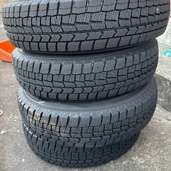 スタッドレスタイヤの画像