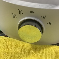 ユアサ　電気ストーブ　2022年製　首振り付き　800w   中古品の画像