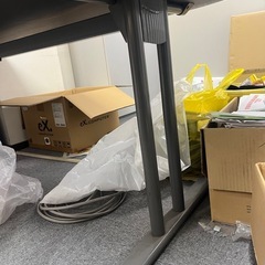 【急ぎ】内田洋行オフィステーブルの画像